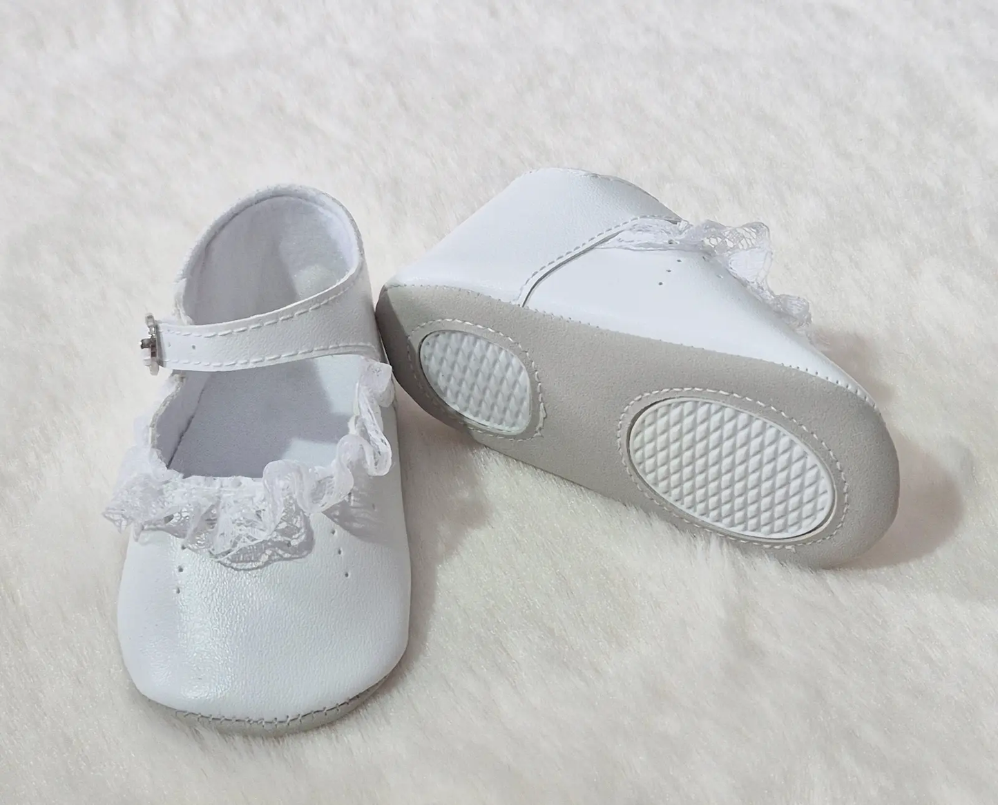 Chaussures bébé fille blanches avec dentelle Au palais des rêves