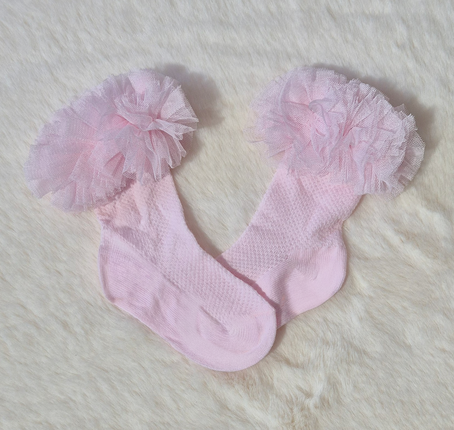 Chaussettes bébé fille avec pompons en tulle – disponibles en plusieurs couleurs Au palais des rêves