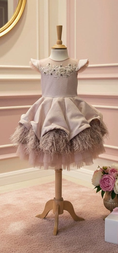 Robe de cérémonie fille avec plumes et tulle