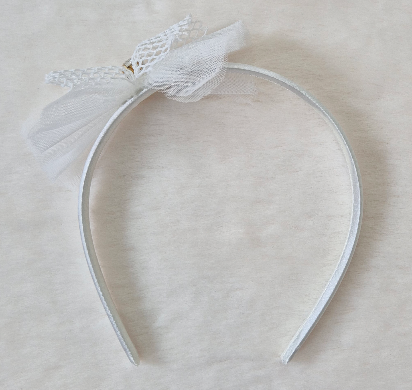 Robe de cérémonie fille ivoire avec dentelle et tulle + serre-tête assorti Au palais des rêves