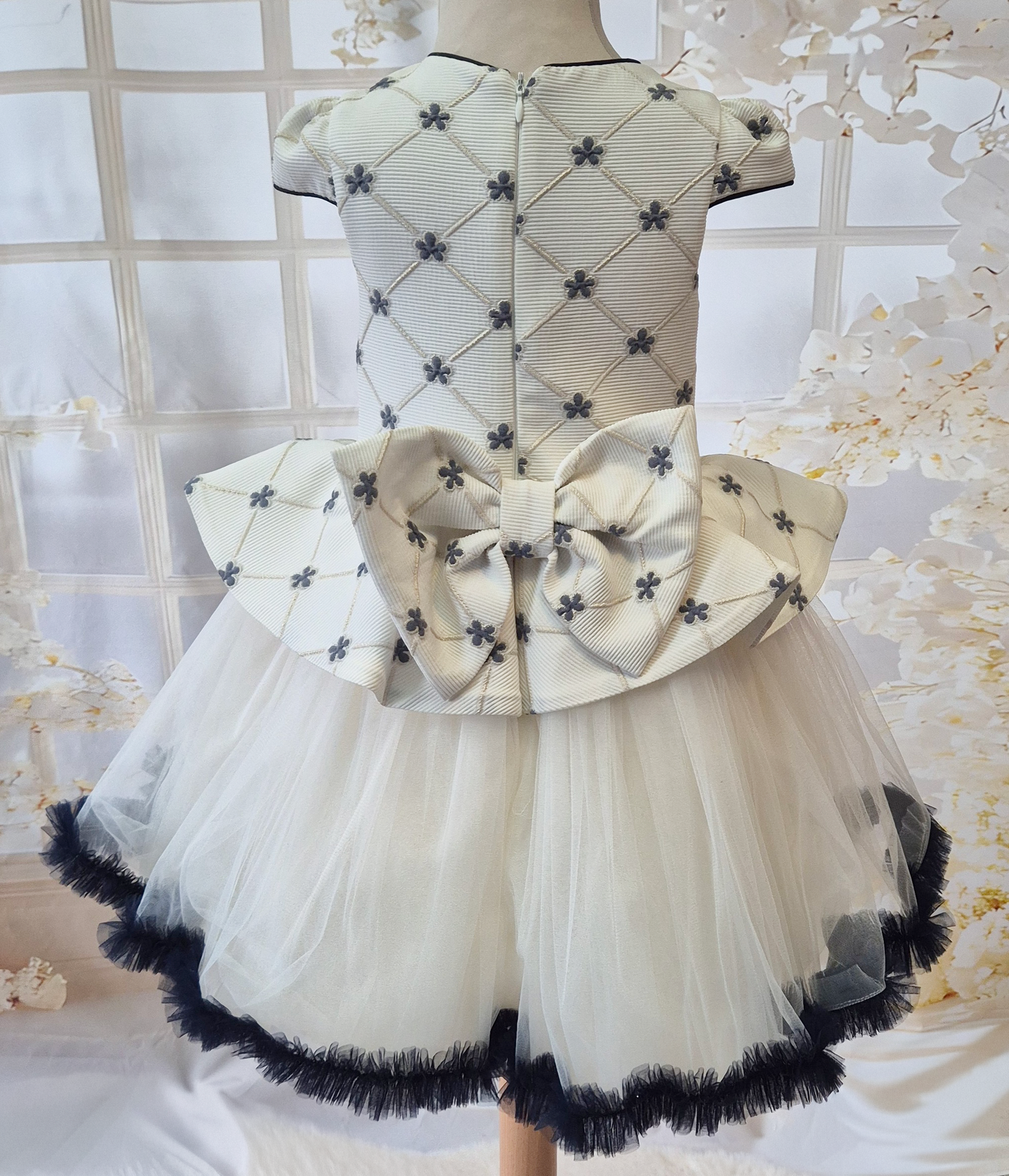Robe de cérémonie fille avec tulle et grand nœud + serre-tête assorti Au palais des rêves
