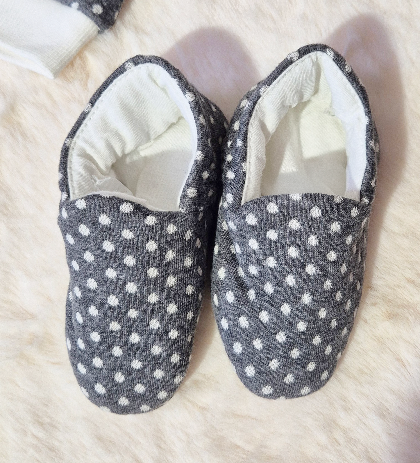 Ensemble bébé “Petit Prince Gris” – 5 pièces Au palais des rêves