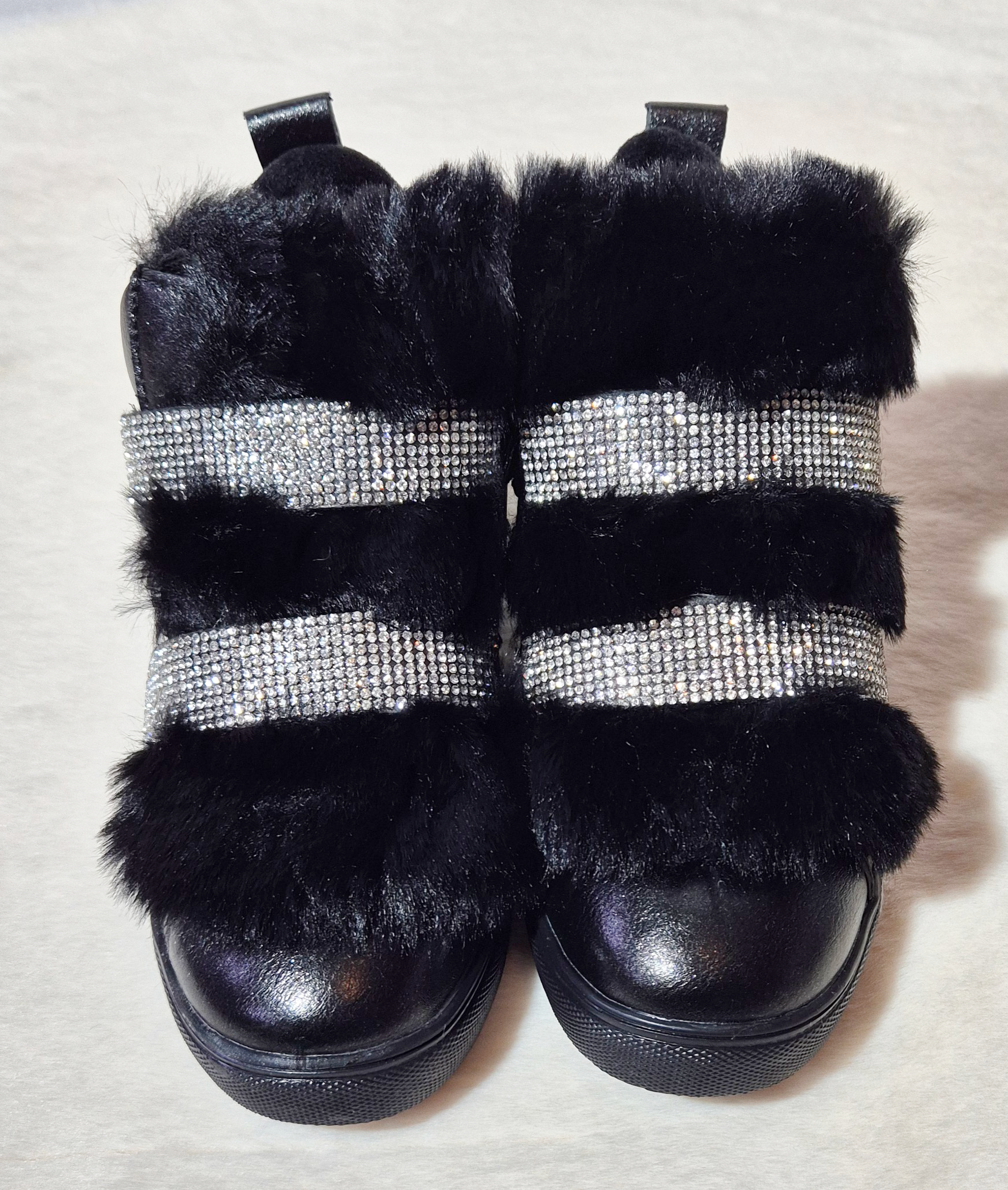 Bottines fille avec fausse fourrure et strass – chaussures d’hiver chic et confortables Au palais des rêves