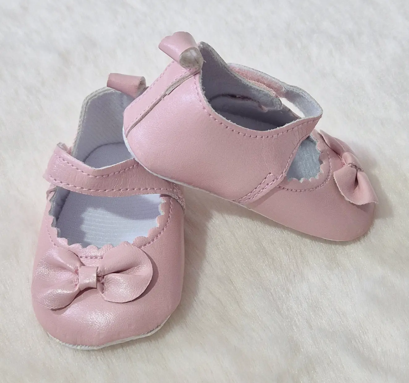 Chaussures bébé fille avec nœud – ballerines souples roses ou blanches Au palais des rêves