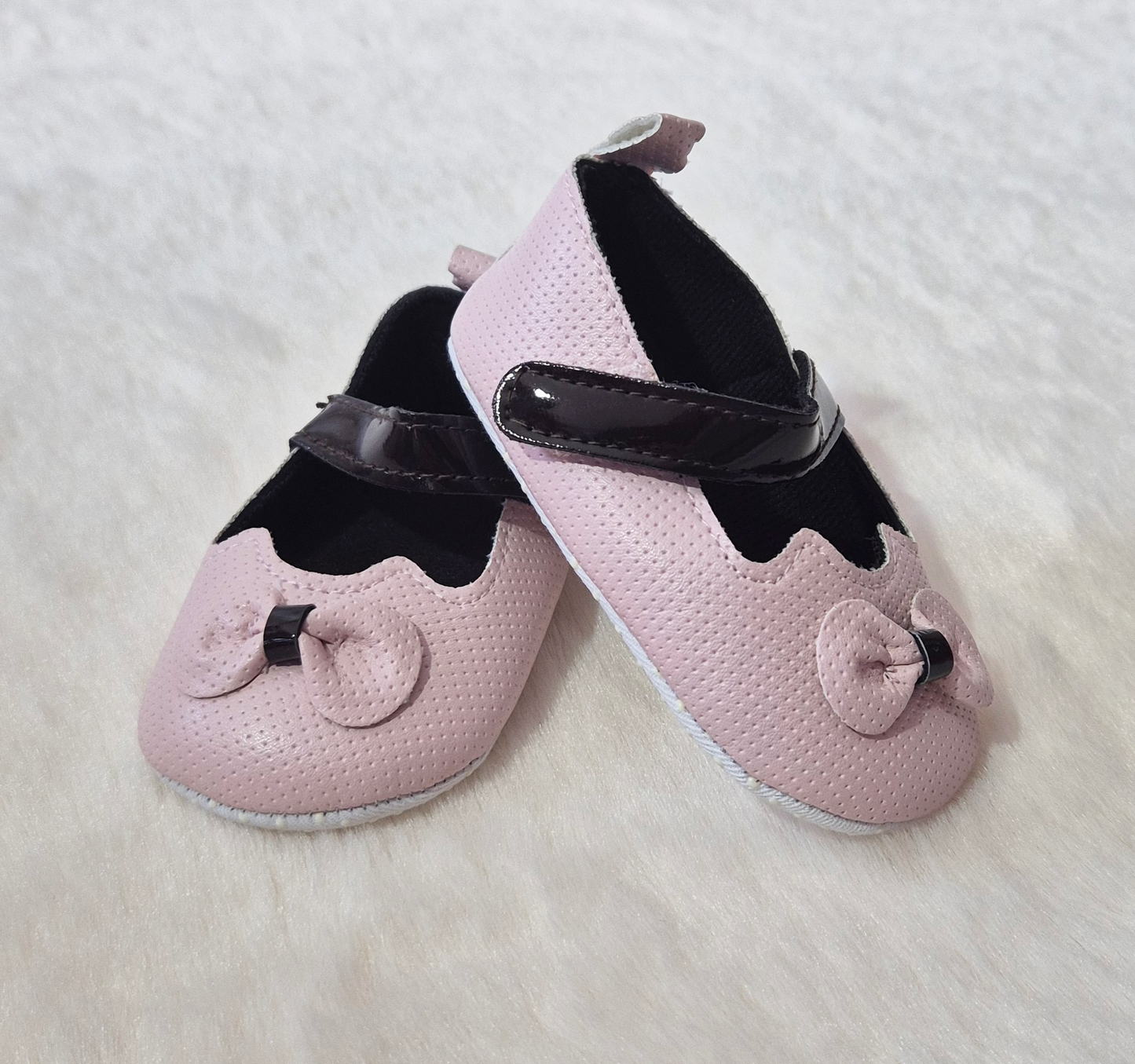 Chaussures élégantes blanches ou roses bébé fille avec nœud Au palais des rêves