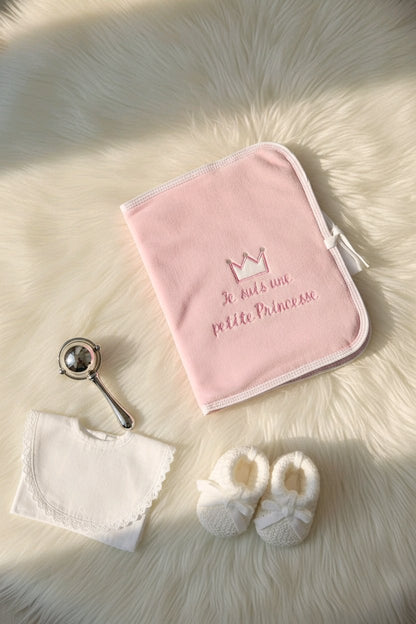 Protège carnet de santé bébé